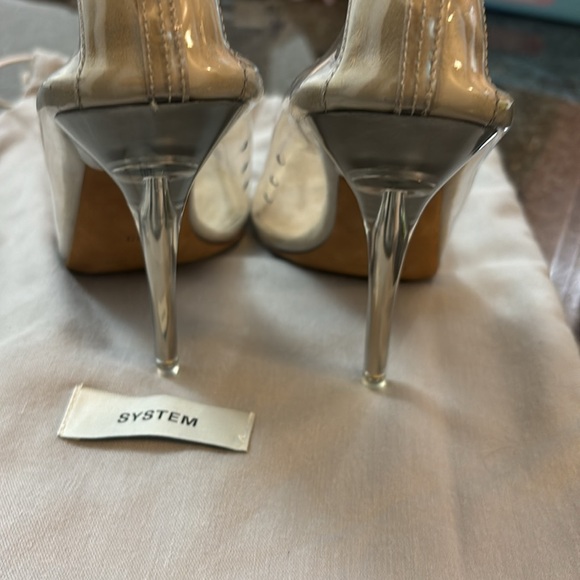 Yeezy Season 7 PVC - Picture 3 of 9